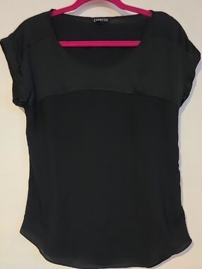 Express Black Short-Sleeve Scoop Neck Blouse